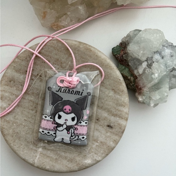 Kuromi woven Omamori - Picture 1 of 2